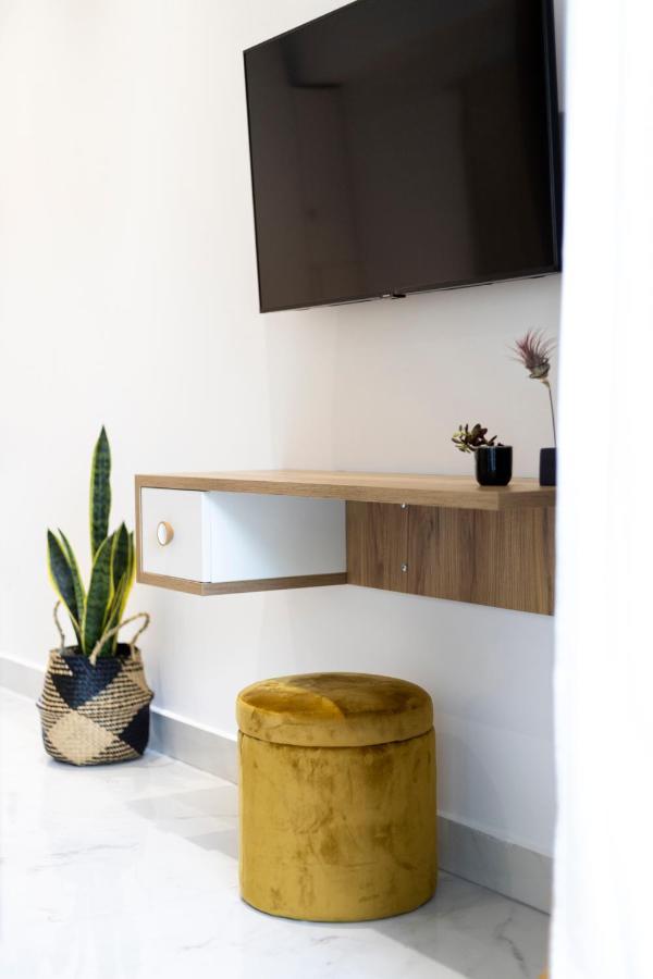 06 Apartment *